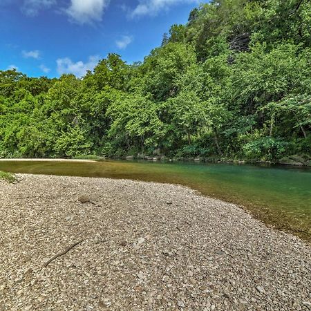 Creekside Hideaway With Fire Pit And Creek Access! Villa Mountain View Exterior foto