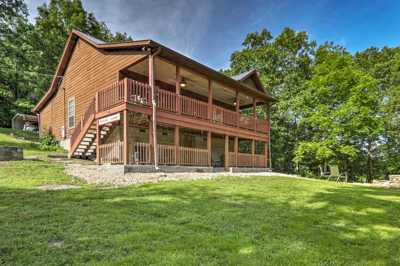 Creekside Hideaway With Fire Pit And Creek Access! Villa Mountain View Exterior foto